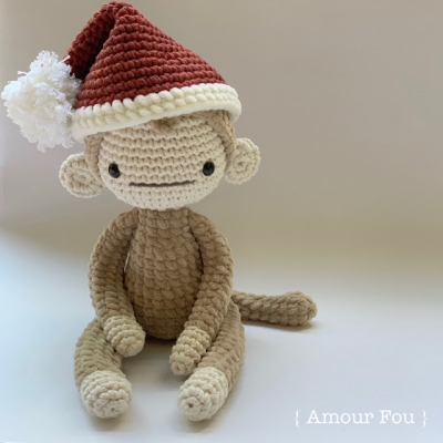 Fausto  a karácsonyi amigurumi majom (ingyenes amigurumi minta)
