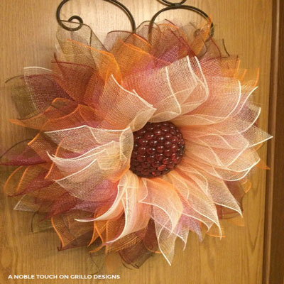 DIY Deco mesh fall flower wreath - wreath making tutorial