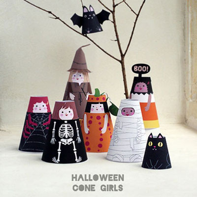 Paper cone dolls with Halloween costumes
