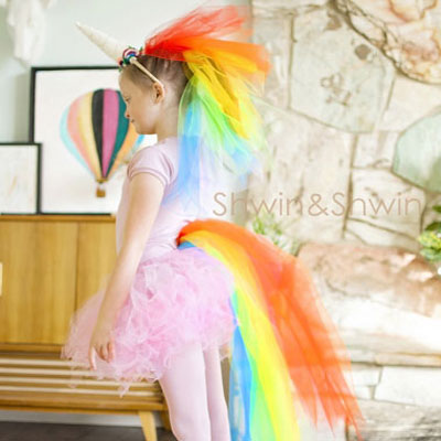 DIY easy rainbow unicorn costume for kids with tulle