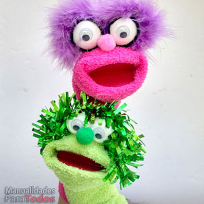 Sock hand puppets - fun recycling craft idea