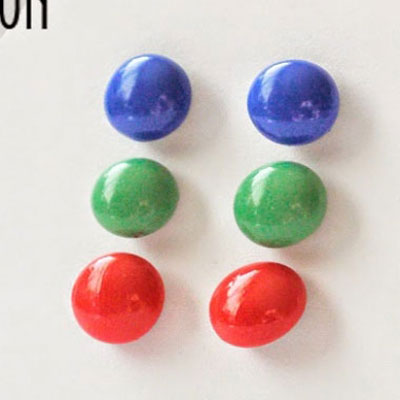 DIY candy dot earrings with glue gun - jewelry making