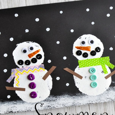 Adorable DIY winter scene with snowmen -  art project for kids