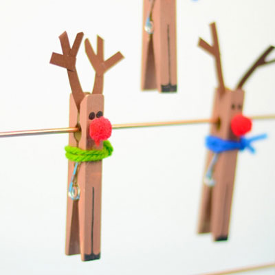 Clothespin reindeer - easy Christmas craft for kids