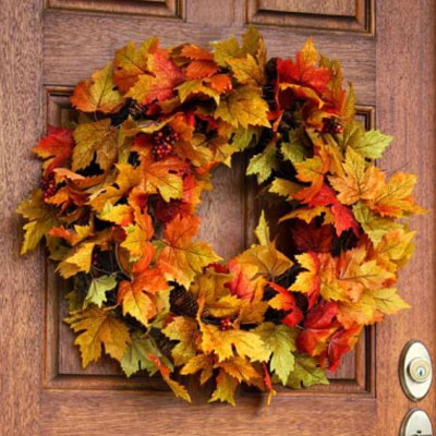 Easy DIY fall leaf wreath - fall decor