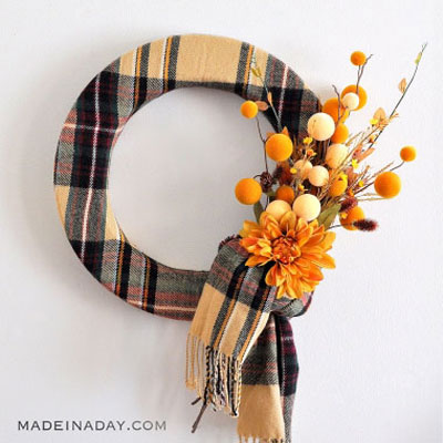 Easy DIY fall scarf wreath - autumn decor