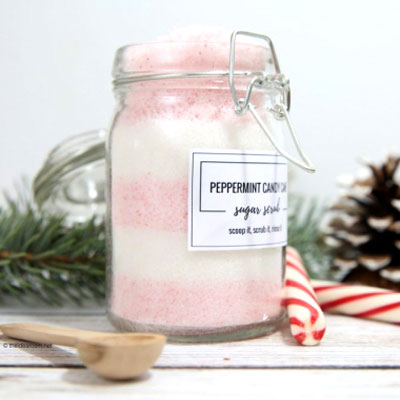 DIY Candy cane sugar scrub - Christmas gift idea